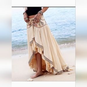 FREE PEOPLE SKIRT GYPSY BOHEMIAN BOHO. SIZE 2